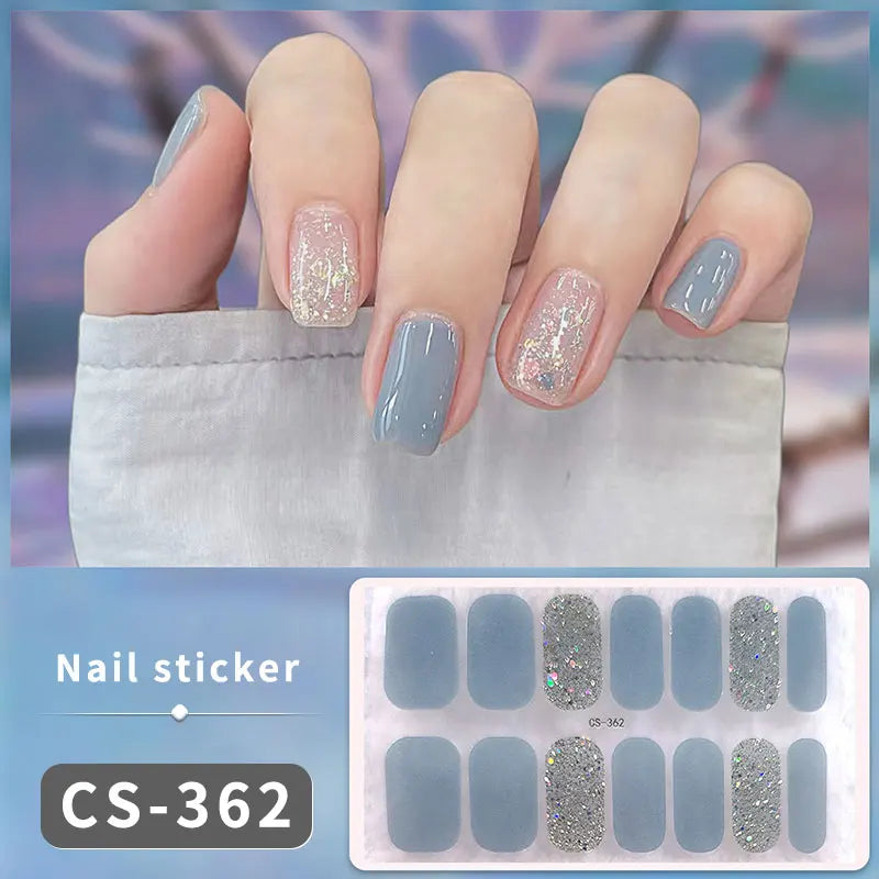 Sparkling Full Cover Nail Stickers – Self-Adhesive Designer Nails and Lamp