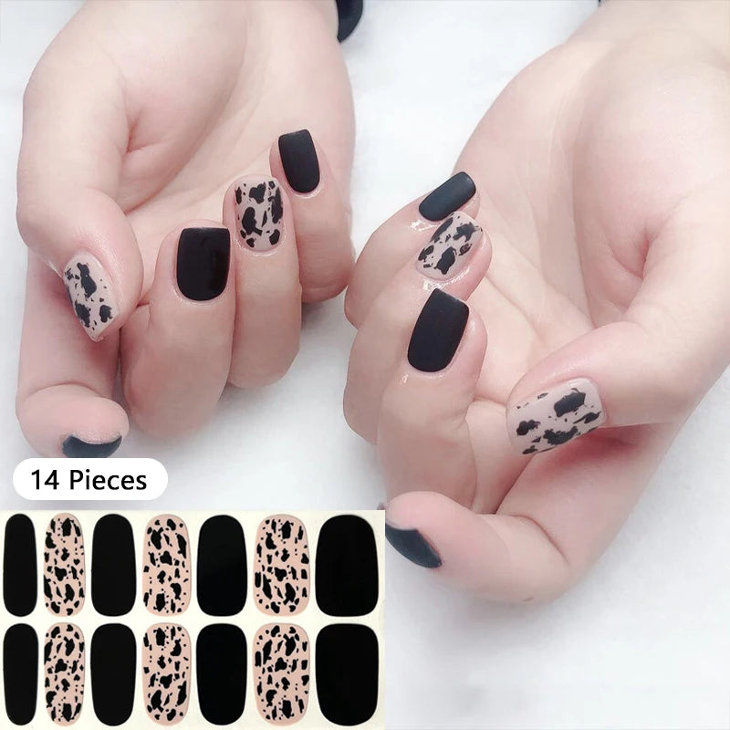 Sparkling Full Cover Nail Stickers – Self-Adhesive Designer Nails and Lamp