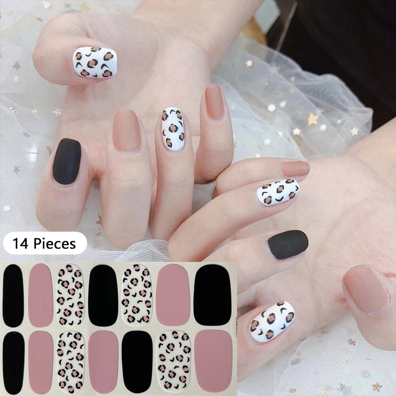 Sparkling Full Cover Nail Stickers – Self-Adhesive Designer Nails and Lamp